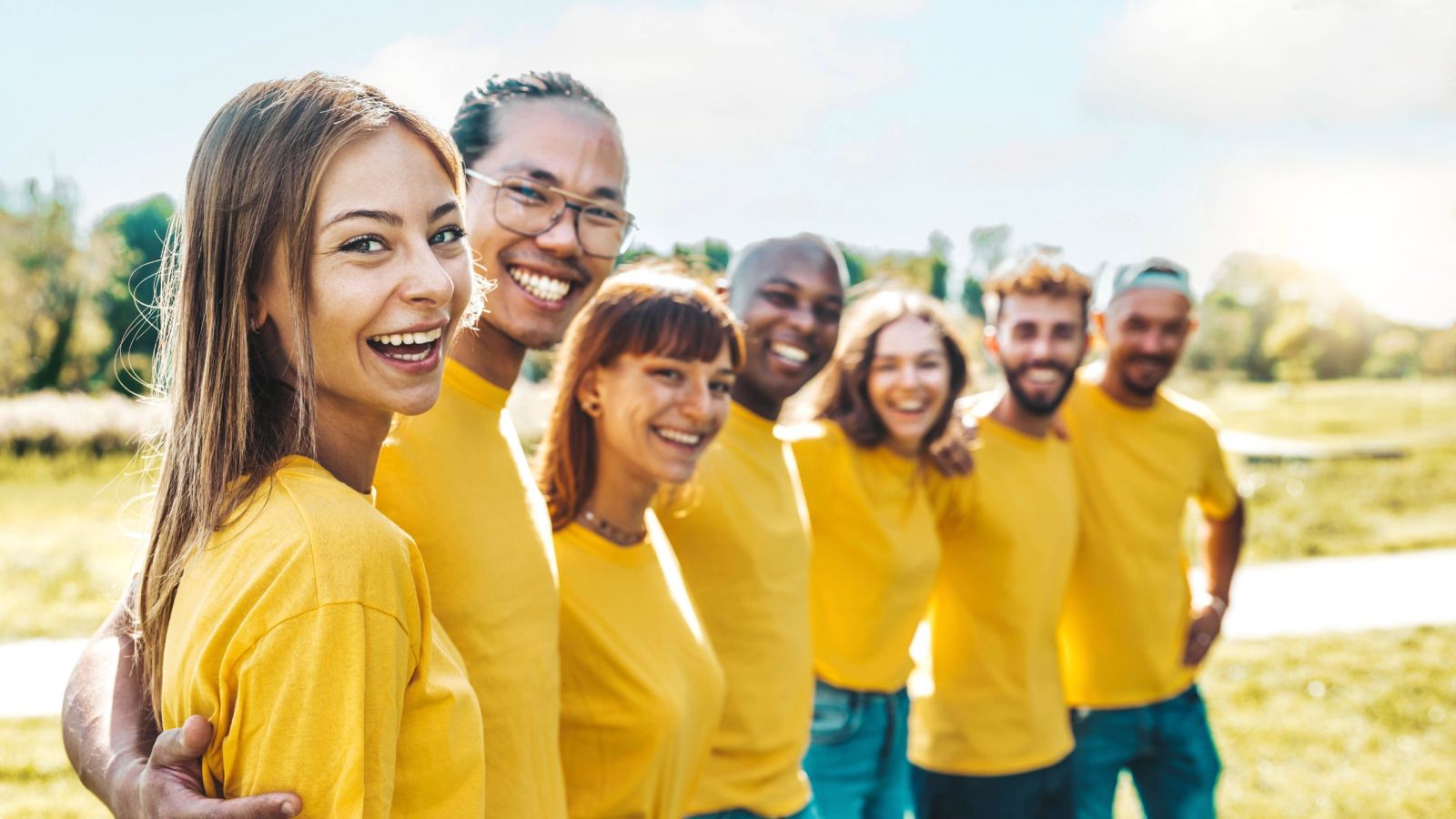 Volunteers smiling together Volunteer Kamloops